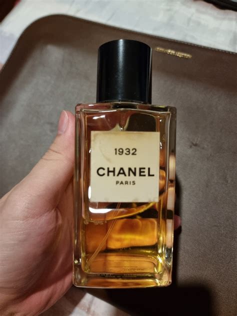 perfume reviews chanel 1932